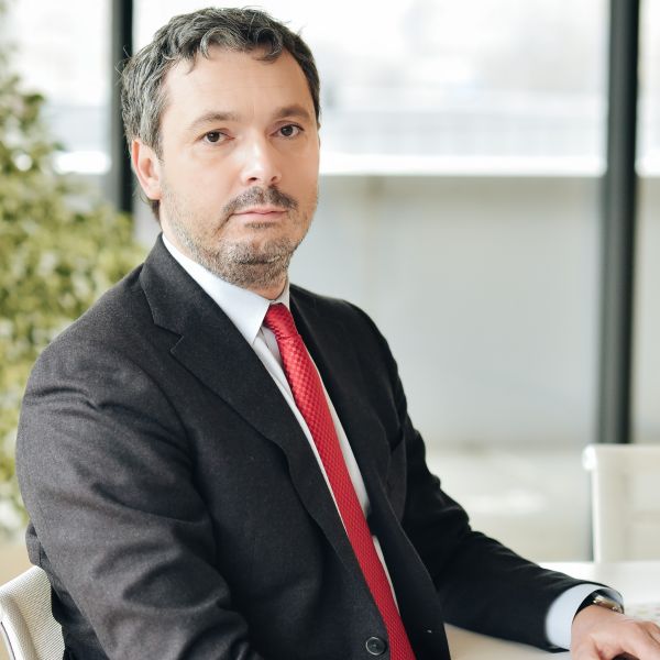 România este în acest moment pe locul trei în topul ţărilor cu cea mai mică dependenţă de importuri", a declarat Răzvan Nicolescu.