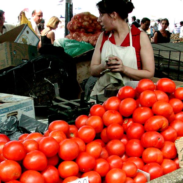 Avem deficit de 853,9 milioane euro în comerţul cu produse agroalimentare