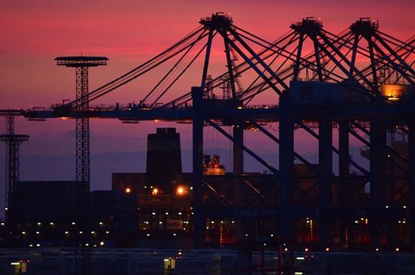 Industria românească a accelerat în aprilie