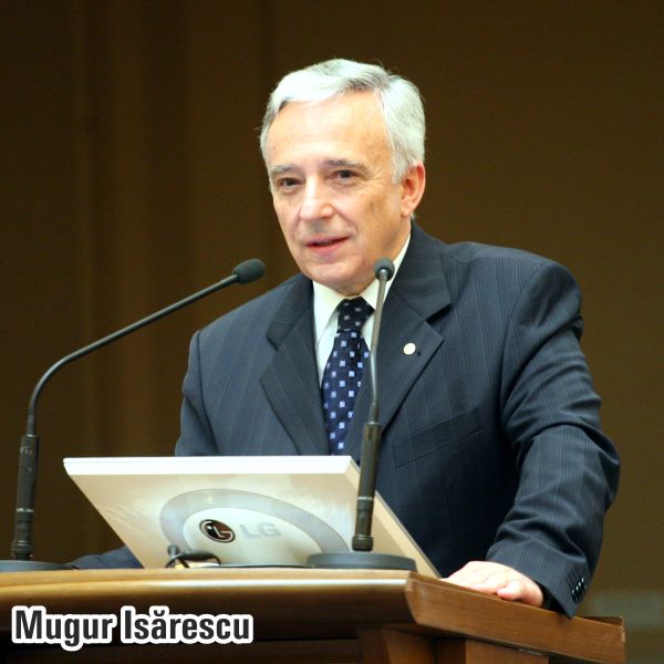 "Nu ne-a trecut prin cap să jucăm aurul ţării la păcănele"