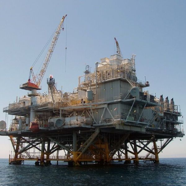 "Legea offshore va acţiona în detrimentul intereselor României"