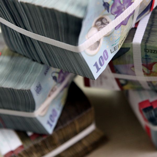 Ministerul Finanţelor a atras 176 milioane lei de la bănci, la un randament de 3,51% pe an