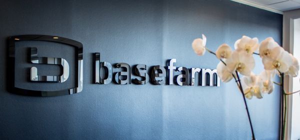 "Orange" preia "Basefarm Holding"