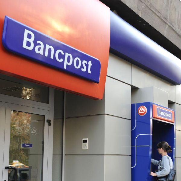 "Banca mi-a returnat comisionul perceput abuziv, dar nu l-a scos din graficul de rambursare"