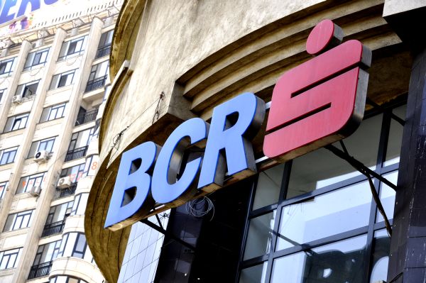"Micii acţionari BCR - ignoraţi cu desăvârşire"