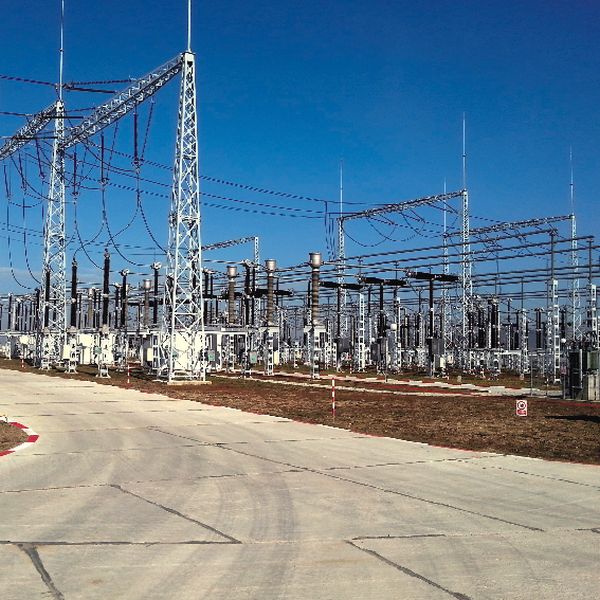 Profitul Transelectrica s-a menţinut la 98 milioane lei