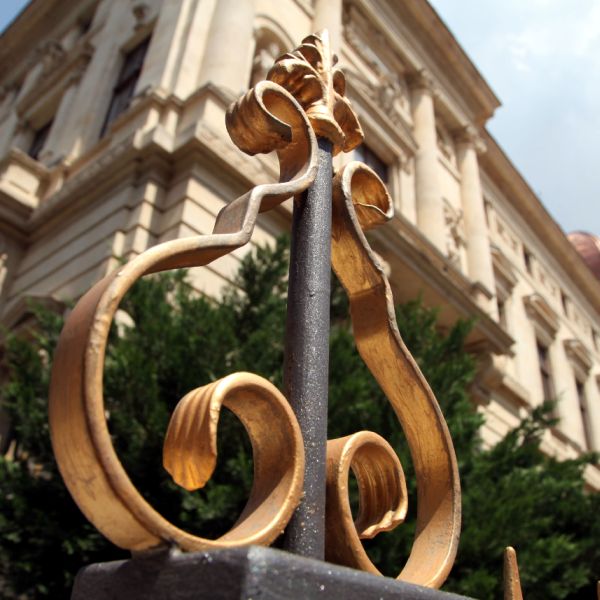 BNR a injectat, luni, peste 12 miliarde lei în bănci, cea mai mare operaţiune Repo din ultimii aproape şase ani.
