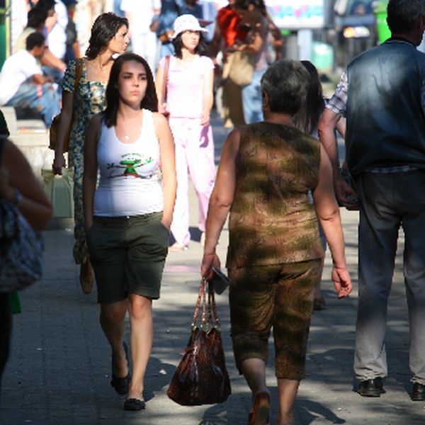 Declin constant, populaţia a scăzut şi în luna iulie