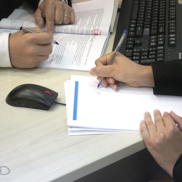 "Băncile - obligate să furnizeze împrumutaţilor informaţii suficiente"