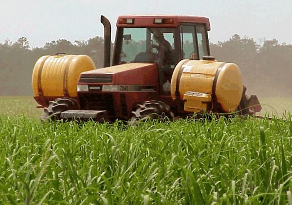 Comisia Europeană va analiza impactul acordurilor comerciale asupra sectorului agricol