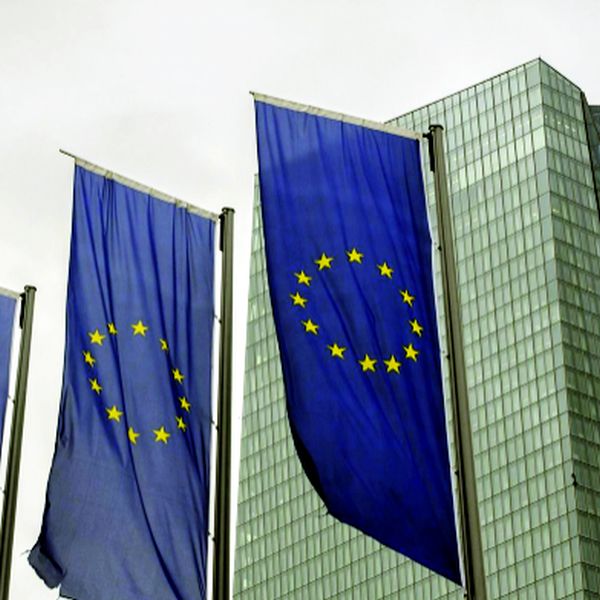 Băncile au termen până în 2022 să îşi reducă dependenţa faţă de Londra