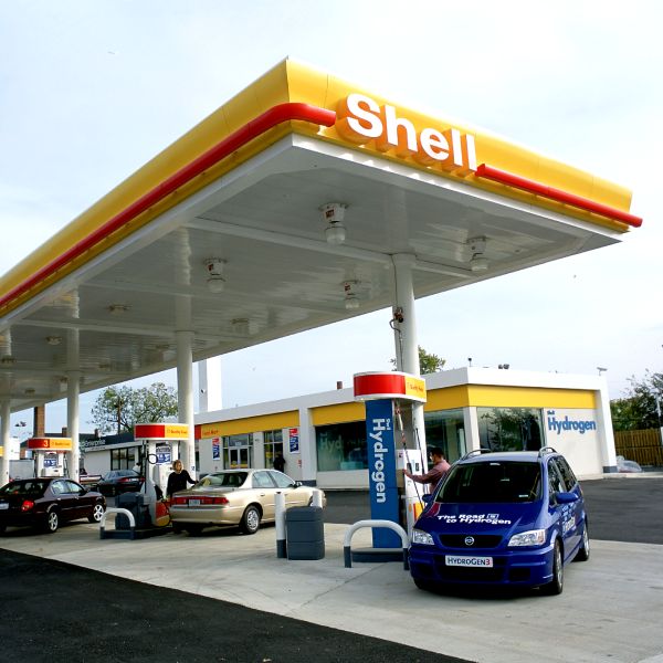 Shell ar fi renunţat să cumpere o participaţie la KazMunayGas