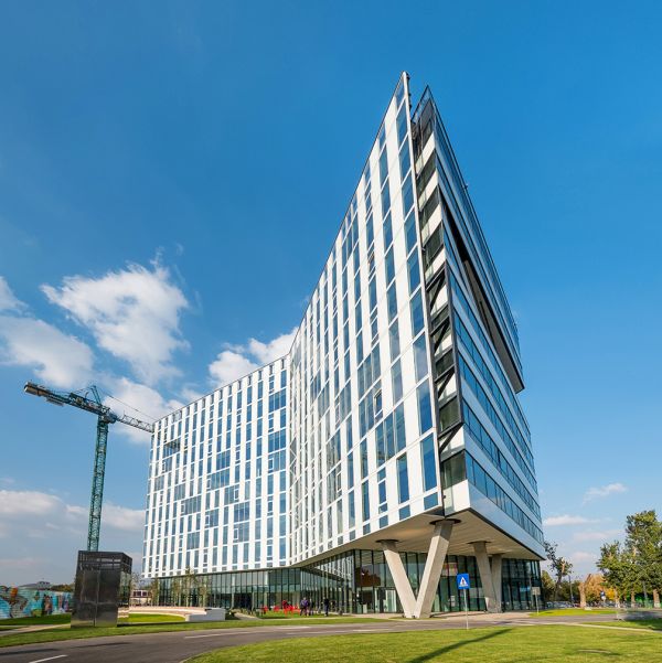Skanska inaugurează prima clădire a proiectului Campus 6