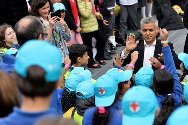 Sadiq Khan (sursa foto: Twitter)