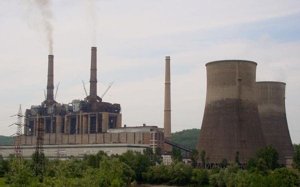 Autorizaţia de mediu a termocentralei Rovinari, contestată de Greenpeace