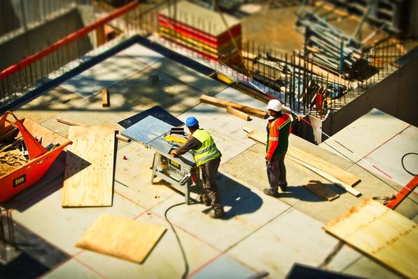 "România, în topul ruşinii la obţinerea autorizaţiilor de construcţie"