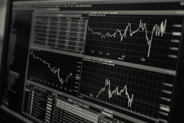 Wall Street a închis în creştere