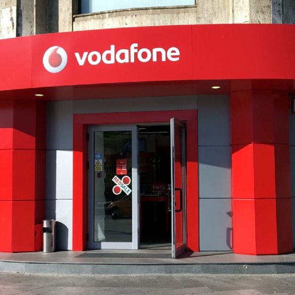 Vodafone România, venituri totale în creştere cu 4,8% 