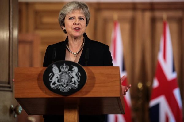 Theresa May (Sursa foto: Twitter)