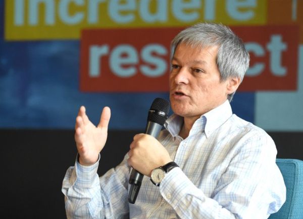 Dacian Cioloş (sursa foto: Twitter)