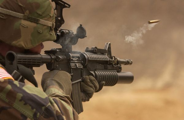 Rusia - al doilea producător de armament din lume