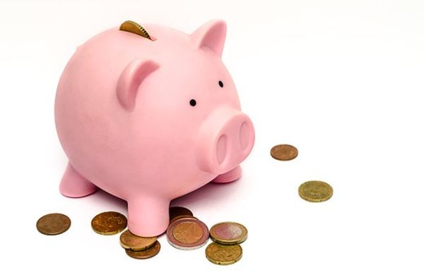 Indemnizaţiile pentru creşterea copilului, depăşesc 321 milioane lei