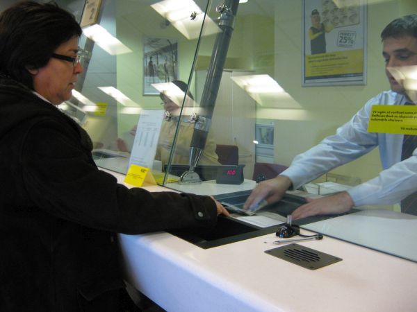 Efectele acestor iniţiative grăbesc instalarea unei recesiuni economice