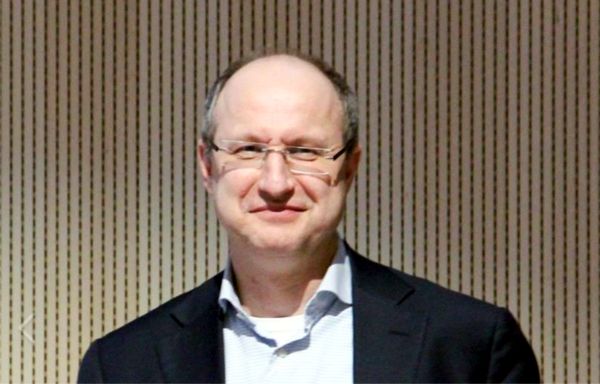 PROFESORUL JEAN-MICHEL DE WAELE