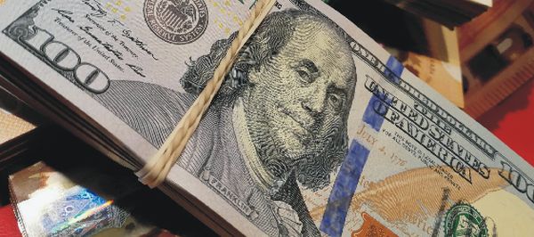 65% dintre companiile cu venituri de peste un miliard de dolari planifică o achiziţie