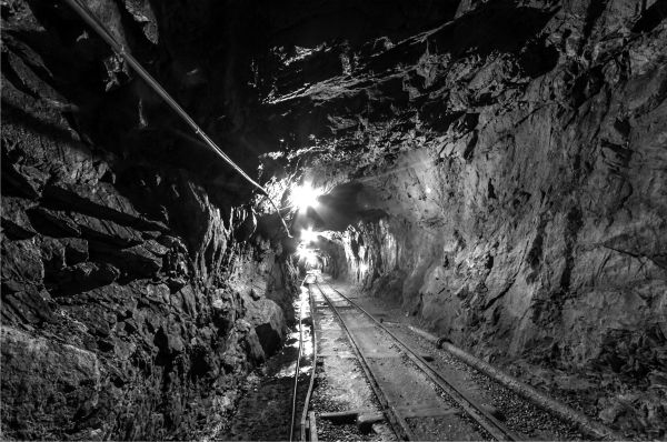 Minerii, nemulţumiţi de creşterea salarială propusă de conducere