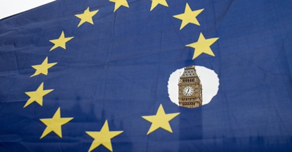 Guvernul britanic avertizează parlamentarii să nu blocheze Brexitul