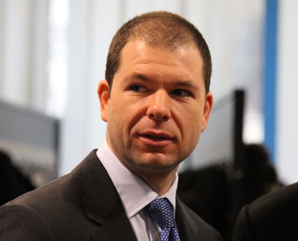 "După evenimentele cu impact asupra pieţei de capital în perioada decembrie 2018 - ianuarie 2019, şansele noastre de a accesa acest statut s-au redus drastic", a declarat Bogdan Drăgoi despre obţinerea statutului de paiţă emergentă.
