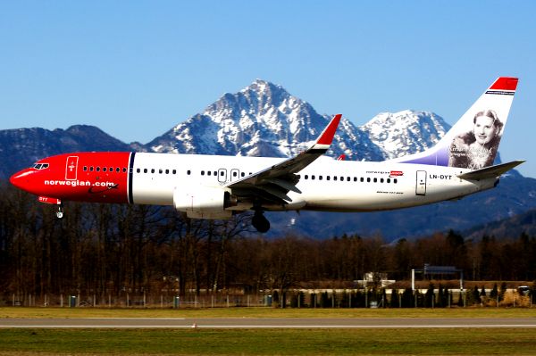 "Norwegian Air" plănuieşte o emisiune de acţiuni