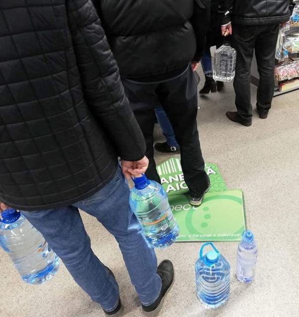 Duşuri cu apă minerală şi haz de necaz