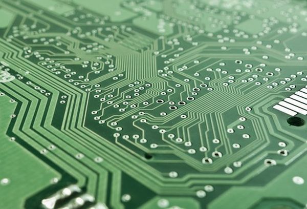 Vânzările globale de cipuri au atins un nivel record în 2018