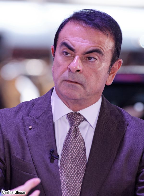 Renault a alertat procurorii pentru o plată în beneficiul personal al lui Carlos Ghosn
