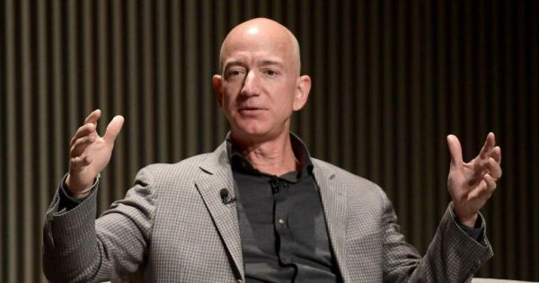 Jeff Bezos (Sursa foto: Twitter)