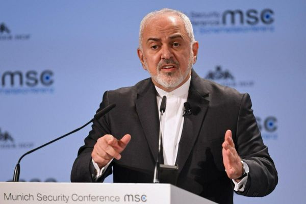 Ministrul de Externe al Iranului susţine că există un risc mare de război cu Israelul