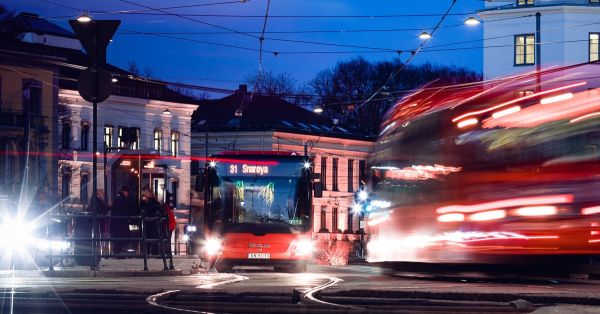 Industria transportatorilor rutieri este determinată să contribuie la decarbonizare