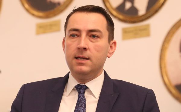 Răzvan Horaţiu Radu