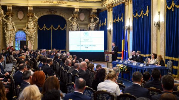 Ministerul Public, între lupta anticorupţie şi presiunea politică