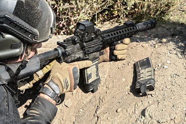 Polonia intenţionează să achiziţioneze armament în valoare de 44 miliarde de euro