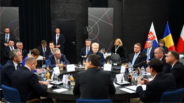 Klaus Iohannis doreşte sporirea prezenţei militare la Marea Neagră