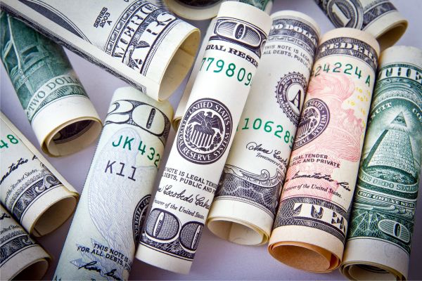 Piaţa mondială de artă, venituri de 15,5 miliarde de dolari în 2018
