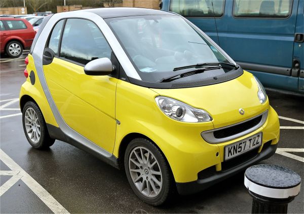 Daimler mută producţia automobilelor Smart din Franţa în China