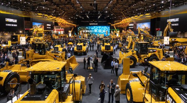 Caterpillar expune la Bauma 64 utilaje