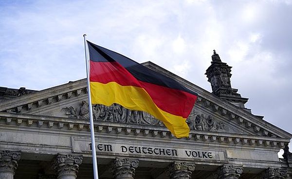 Germania va reduce la jumătate estimarea de creştere a economiei pentru 2019 