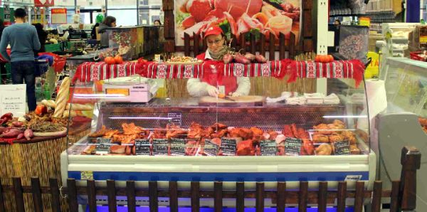 Cererea internă, volumul producţiei, preţurile şi importurile, în creştere
