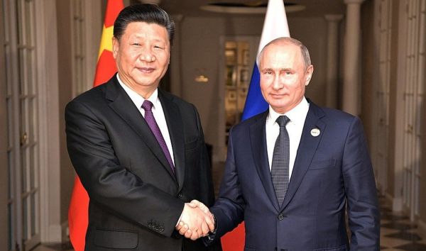 Xi Jinping şi Vladimir Putin (Sursa foto: Twitter)