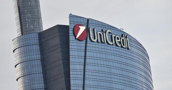 UniCredit Bank şi Mastercard lansează Mastercard Young